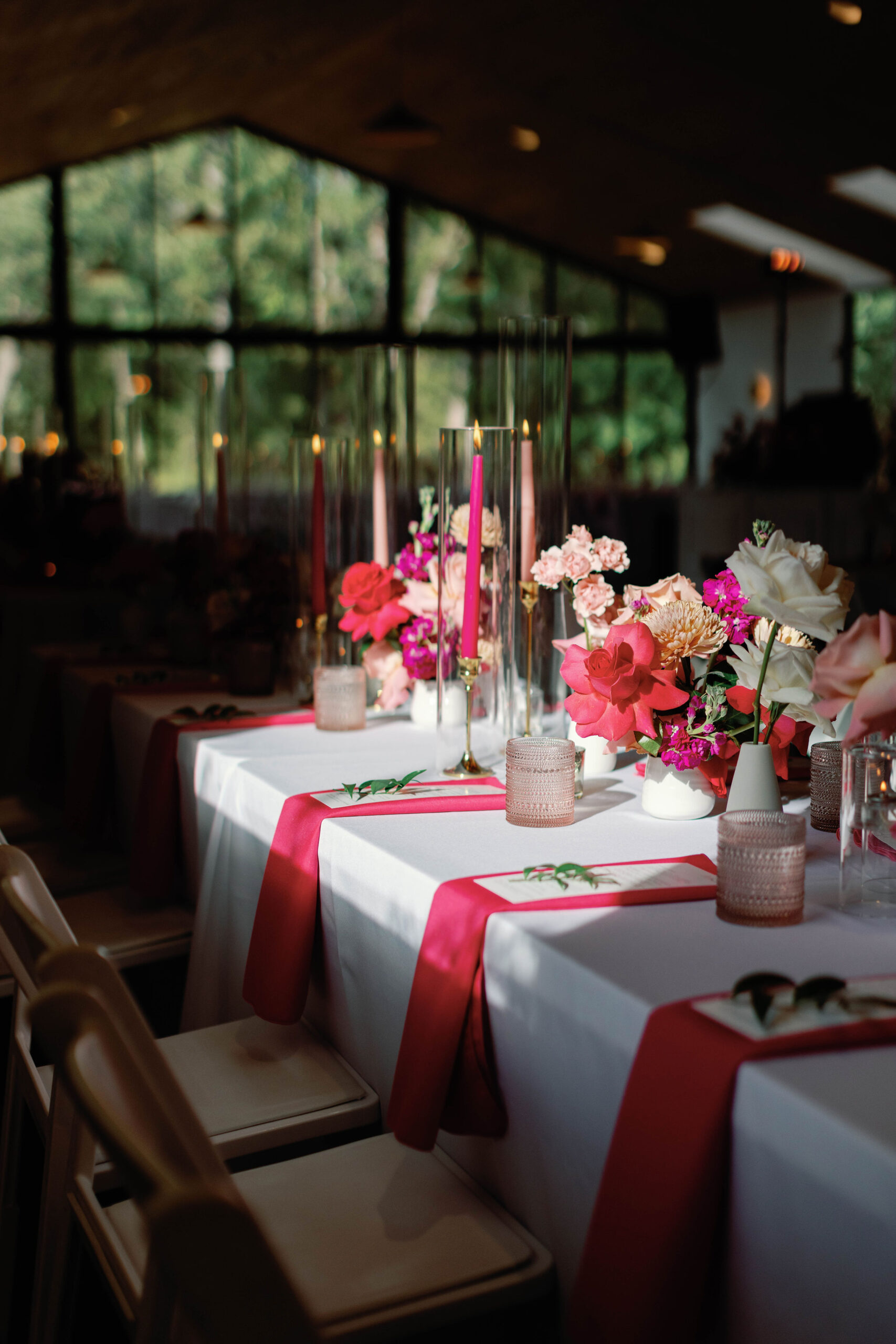 Pink tablescape wedding decor at The Grand Lady in Austin Texas | Photo by Sarah Block Photography